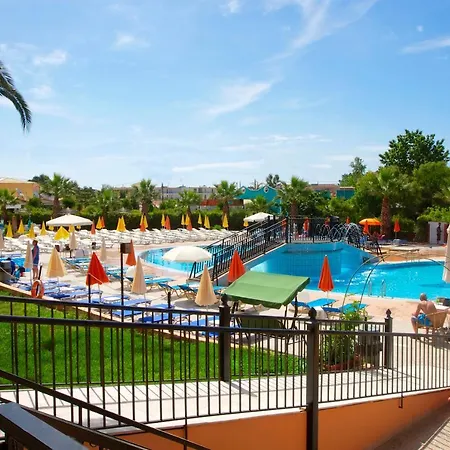 Alexander The Great Aparhotel Hotel