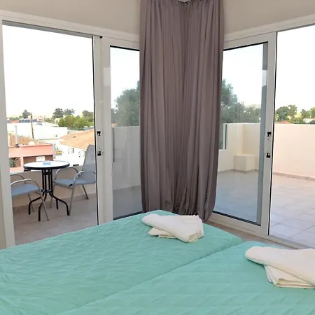 Alexander The Great Aparhotel Hotel 3*