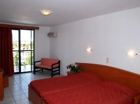 Alexander The Great Aparhotel Hotel 3*